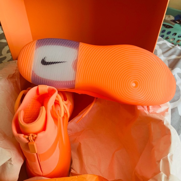 Nike fear of God pulse orange deadstock - Picture 3 of 6